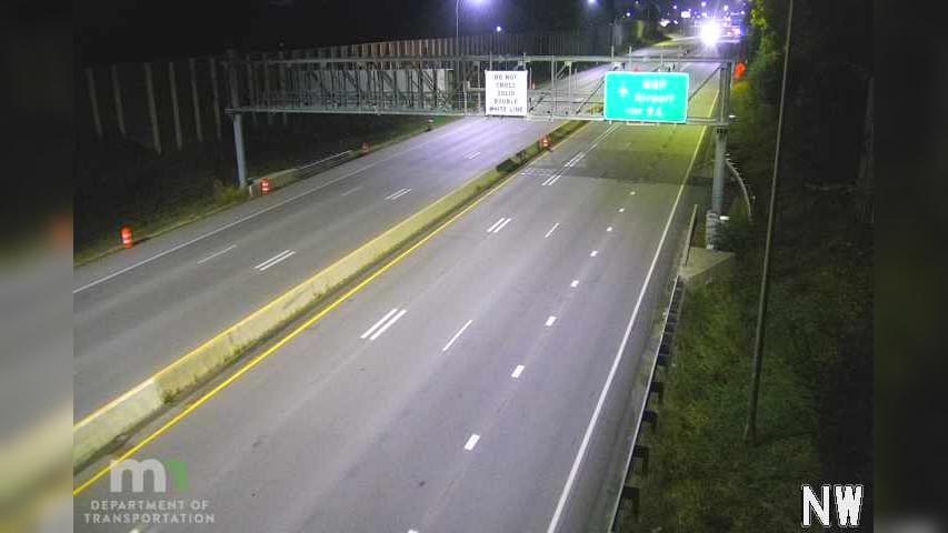 Traffic Cam Bloomington: I-35W: I-35W NB @ 86th St