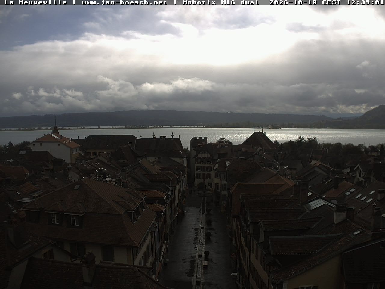 Neuenstadt: Lake Biel