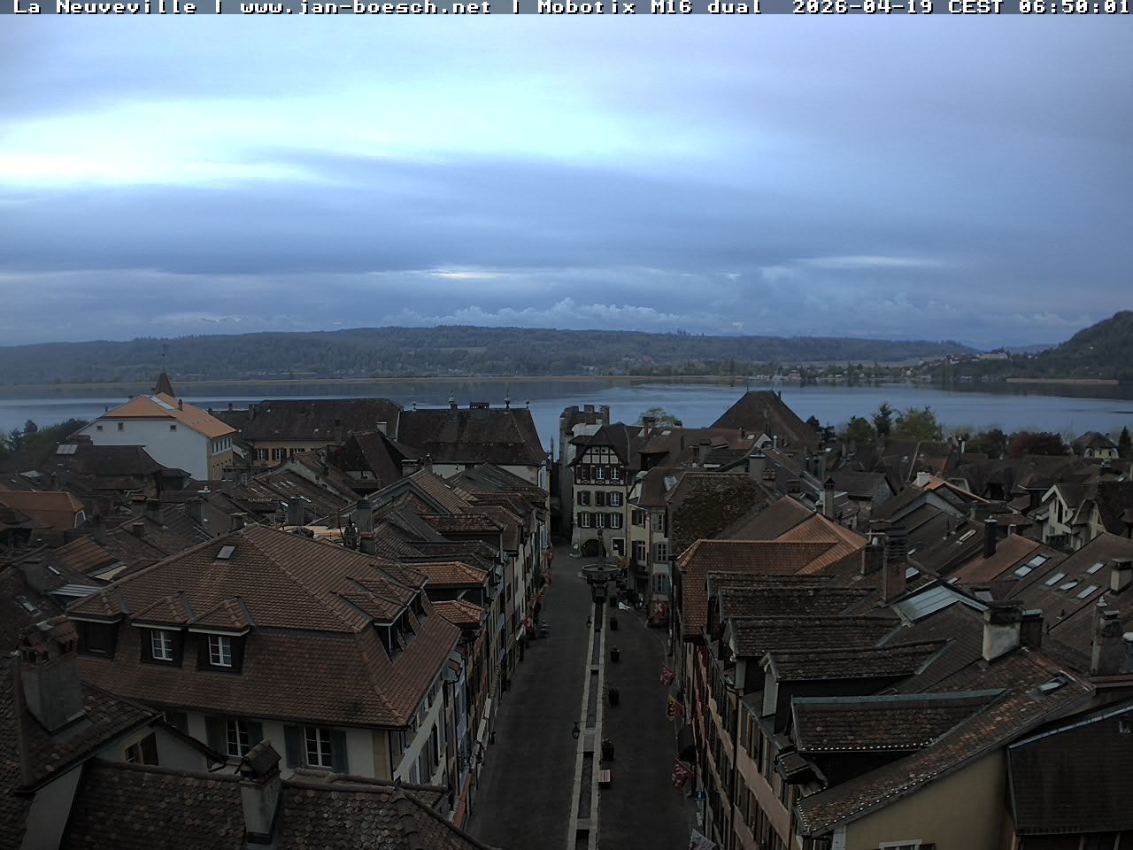 Neuenstadt: Lake Biel