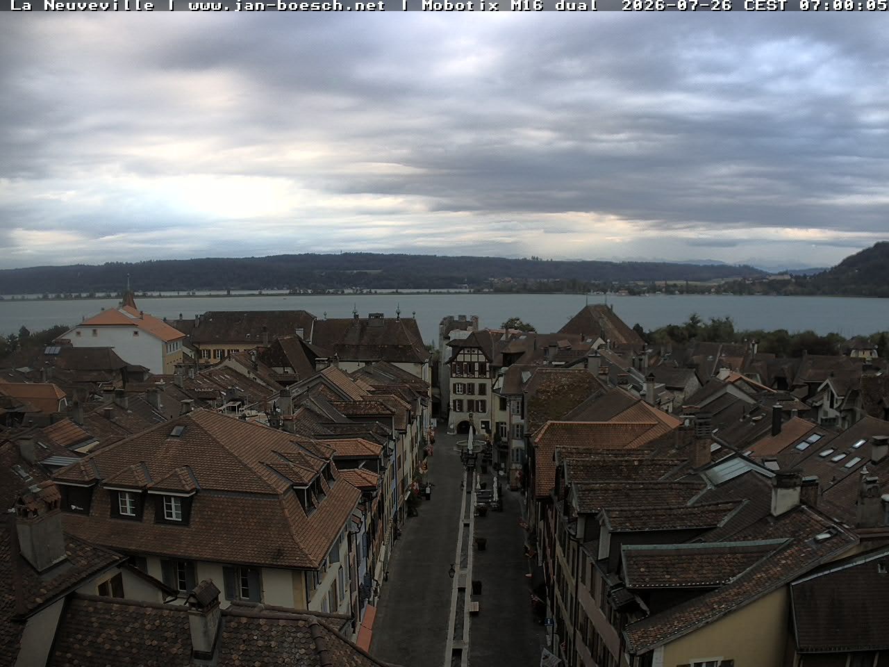 Neuenstadt: Lake Biel