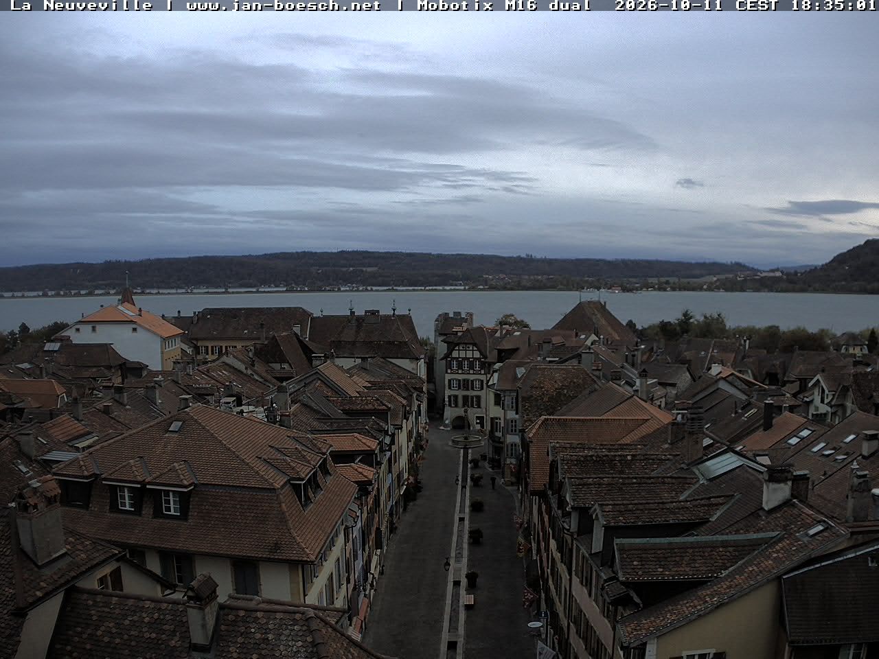 Neuenstadt: Lake Biel