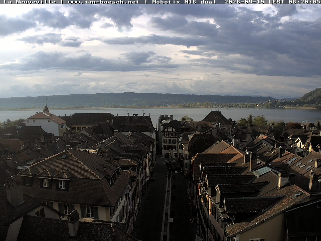 Neuenstadt: Lake Biel