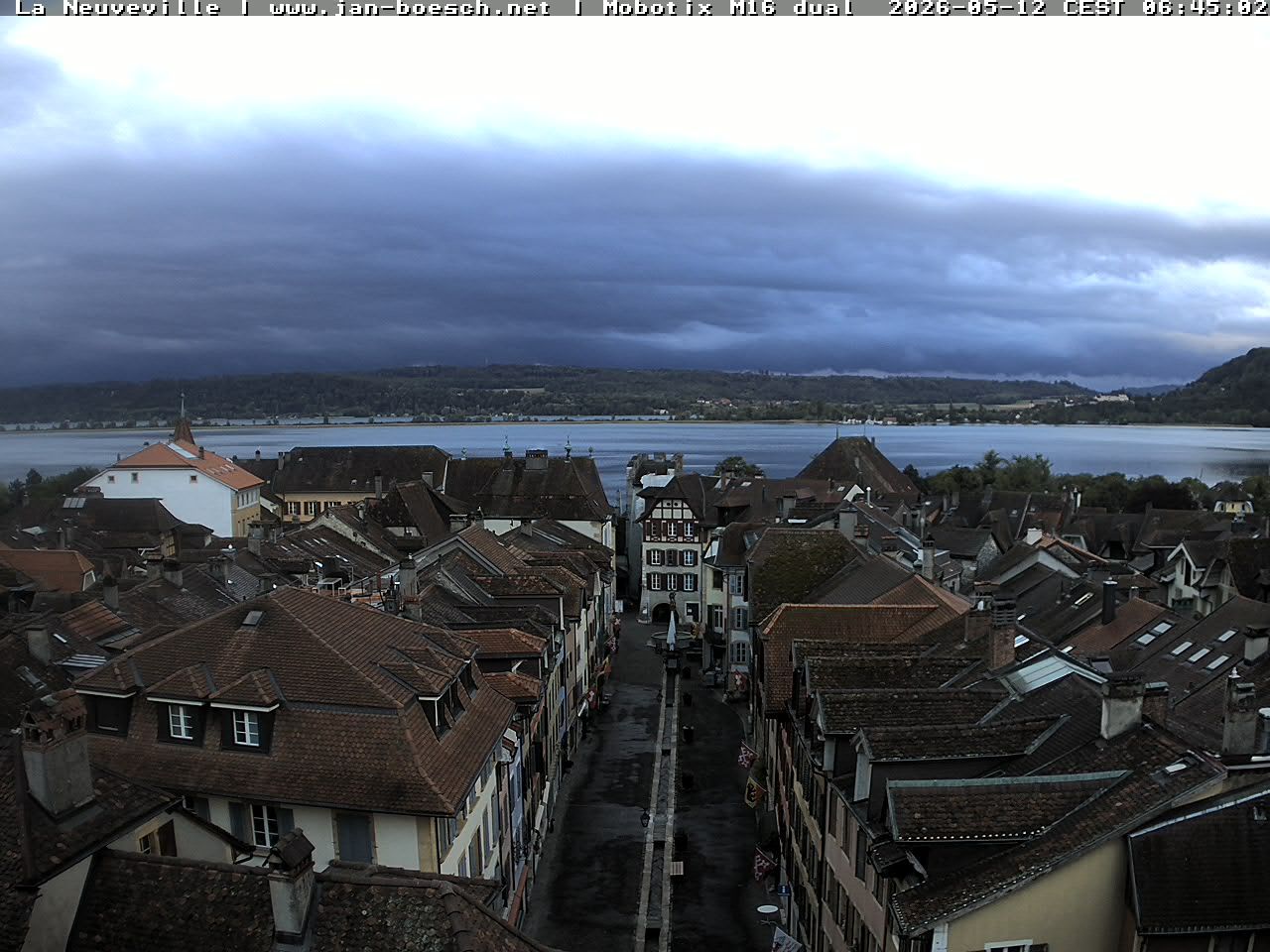 Neuenstadt: Lake Biel