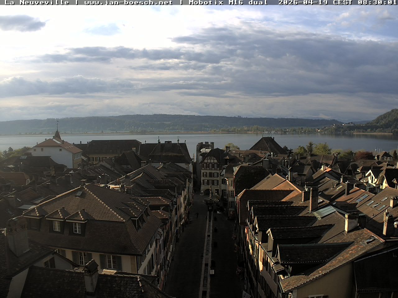 Neuenstadt: Lake Biel