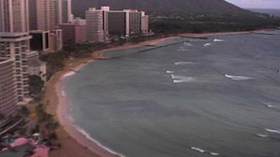 Traffic Cam Honolulu: Beach