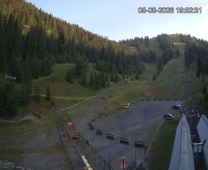 Traffic Cam Valdeblore: Route de la Colmiane