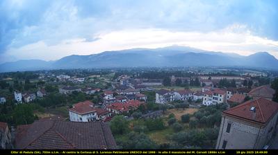 Preview delle webcam di Padula: Certosa di San Lorenzo - Monte Cervati