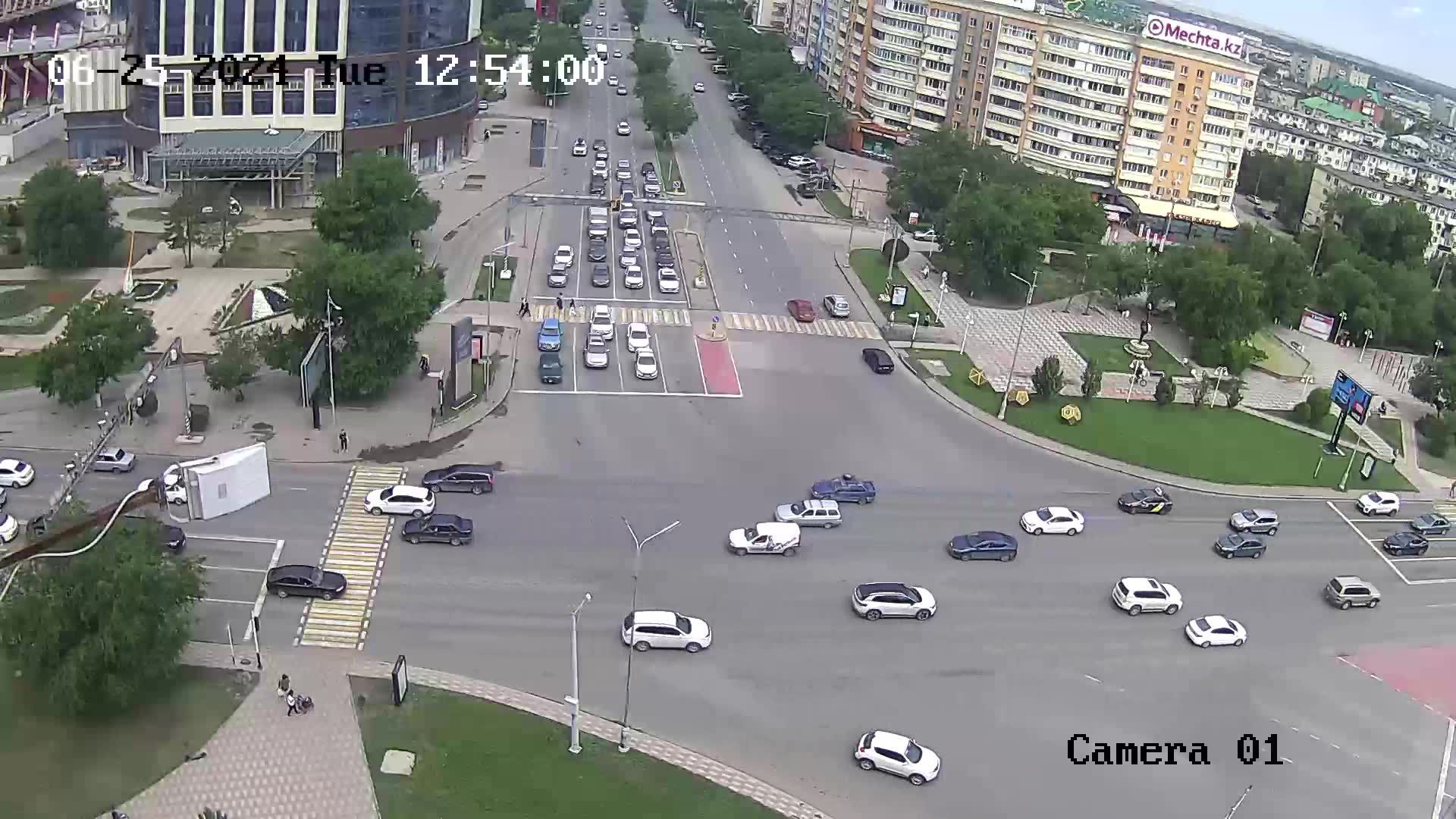 Traffic Cam Aktobe: Актобе - Актюбинская область, Казахстан