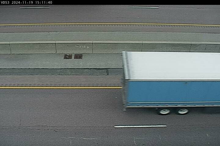 Traffic Cam Alnwick: Highway 401 near Danforth Rd E