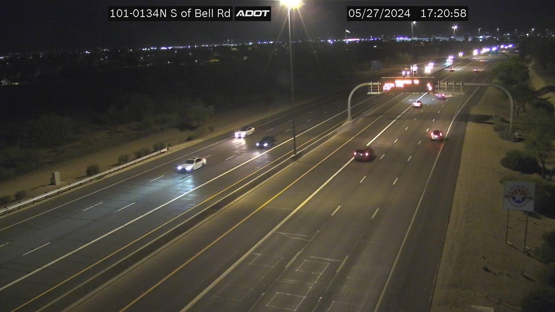 Traffic Cam Peoria › North: L-101 NB 13.49 @S of Bell Rd