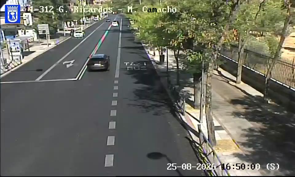 Traffic Cam Carabanchel: GENERAL RICARDOS - MARCELINO CAMACHO
