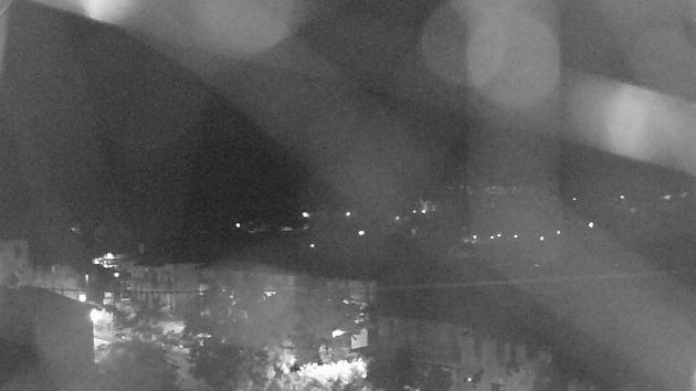 Villa Minozzo: Scenic Mountain Cityscape Webcam