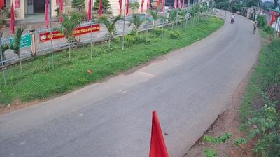 Southern Gate: Building and Traffic