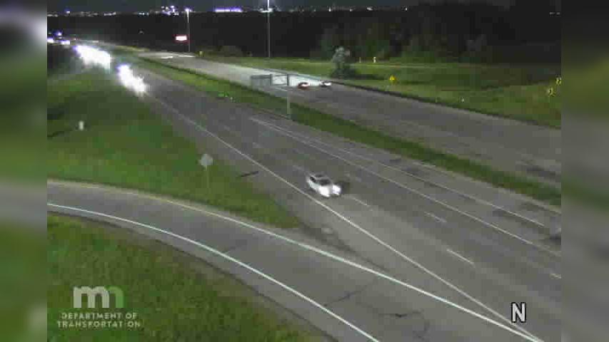 Traffic Cam Eagan: MN 77: T.H.77 SB @ T.H.13