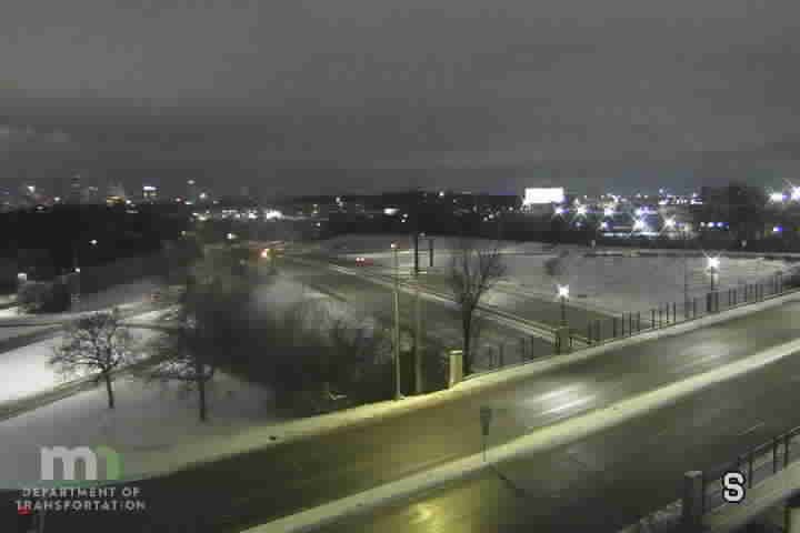 Traffic Cam St. Paul: I-94: I-94 EB @ Cretin Ave
