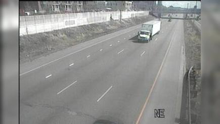 Traffic Cam Stevens Square - Loring Heights: I-35W: I-94 E-W @ Park Ave