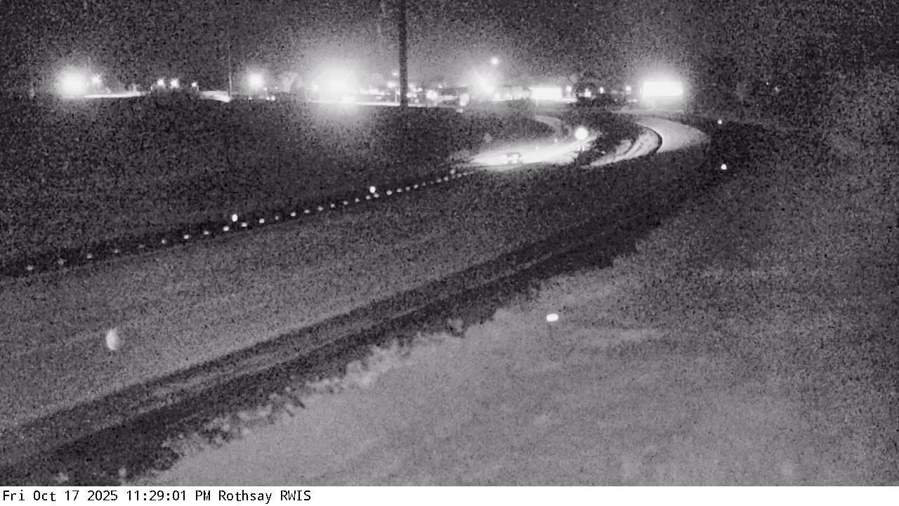Traffic Cam Rothsay Mobile Home Park: I-94: I-94 (Rothsay - MP 38): I-94 (Rothsay - MP 38) View