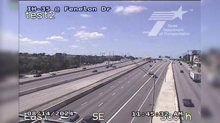 Traffic Cam Heritage Hills › North: I-35 @ Fenelon Dr