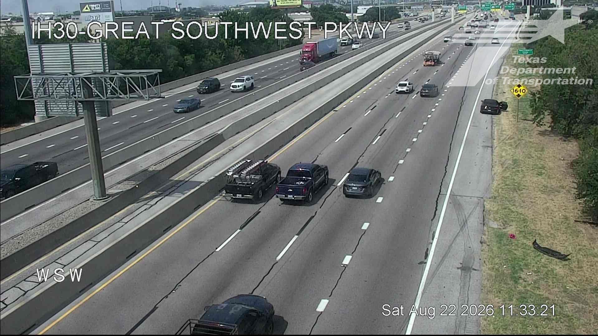 Traffic Cam Arlington › East: IH30 @ Great Southwest Pkwy