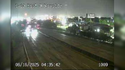 Traffic Cam Houston › West: I-10 East @ Wayside