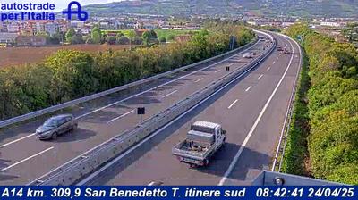 Preview delle webcam di Fosso dei Galli: A14 km. 309,9 San Benedetto T. itinere sud