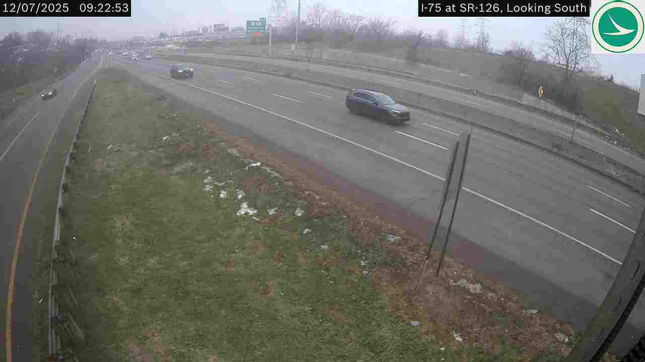 Traffic Cam Port William: I-71 at MM 55.9, North