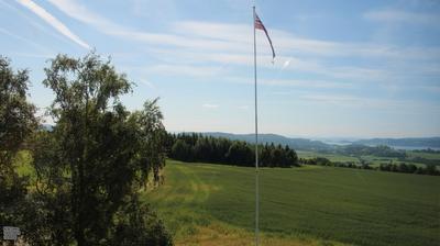 Maere School: Building, Landscape, Weather