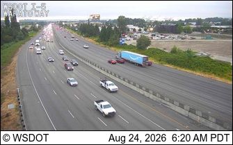 Traffic Cam Edgewood › South: I-5 at MP 138.2: South of 70th Ave