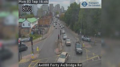 London Traffic: A4088 Forty Ave - Bridge Rd