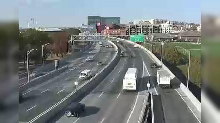 Traffic Cam New York › North: I-678 at College Point Blvd