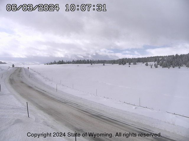Traffic Cam Sublette › South: Hoback Rim - SOUTH