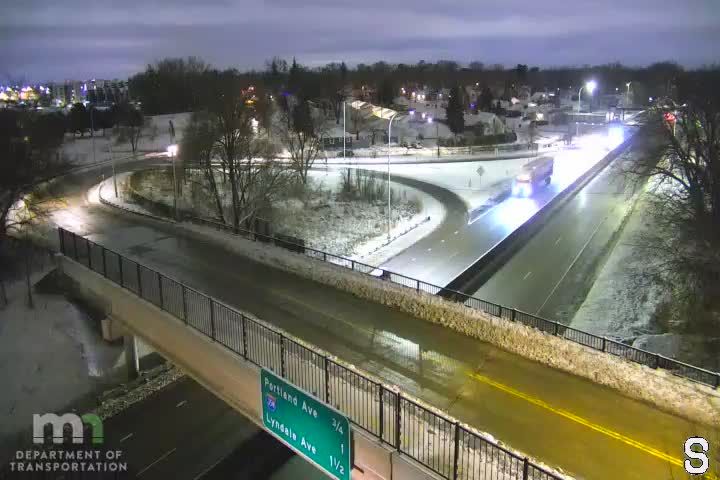Traffic Cam Richfield: T.H.62 WB @ Bloomington Ave
