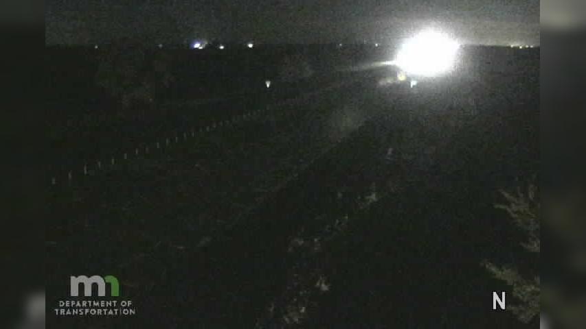 Traffic Cam Ellendale: I-35: I-35 NB @ 141st St SW (MP 27.9)