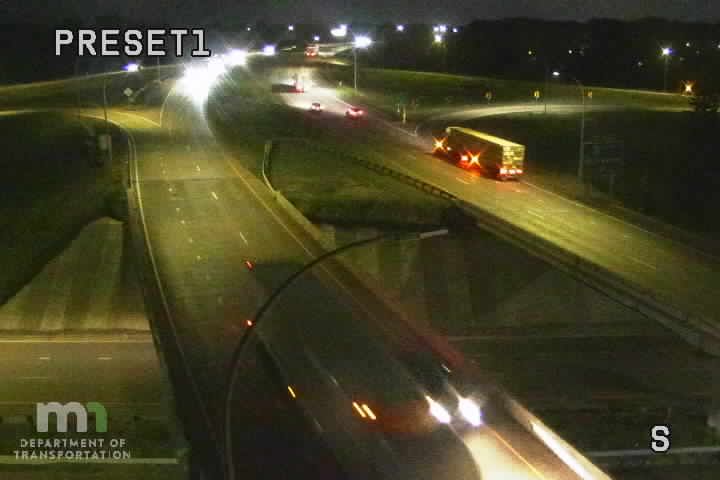 Traffic Cam Pine Springs: I-694: I-694 WB @ T.H.36 WB