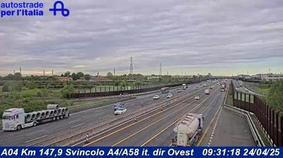 Preview delle webcam di Caponago: A04 Km 147,9 Svincolo A4/A58 it. dir Ovest