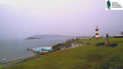 Plymouth Lighthouse: Scenic Landscape Views