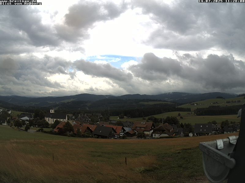 Traffic Cam Menzenschwand-Vorderdorf: Breitnau mit Panorama Feldberg