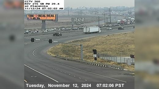 Traffic Cam Rancho las Perris › South: I-215 : (260) Placentia Avenue