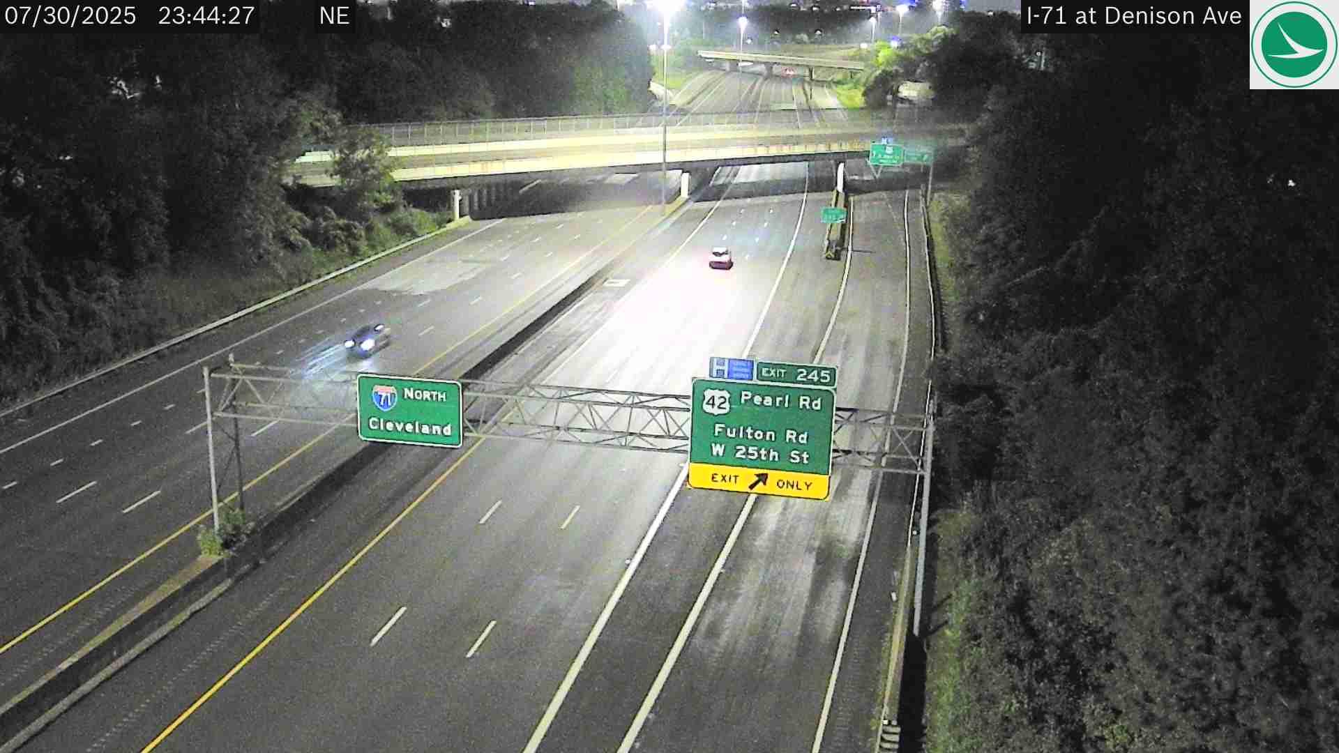 Traffic Cam Brooklyn Centre: I-71 at Denison Ave