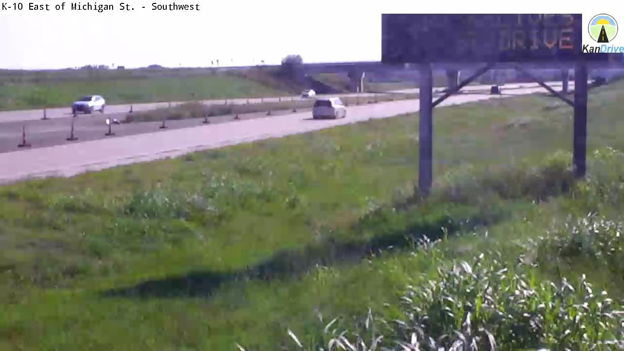 Traffic Cam Lawrence: K-10 east of Michigan St