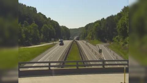 Traffic Cam Paint Township: I-80 @ EXIT 60 (PA 66 SHIPPENVILLE)