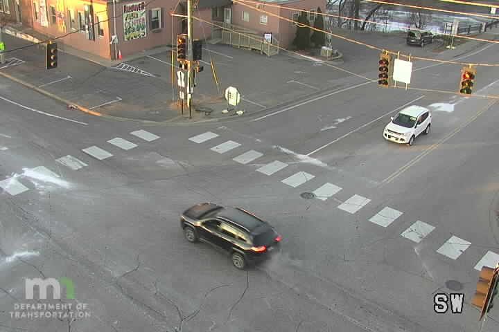 Traffic Cam Anoka: US 10: 4th Ave @ Pierce St (4191897)