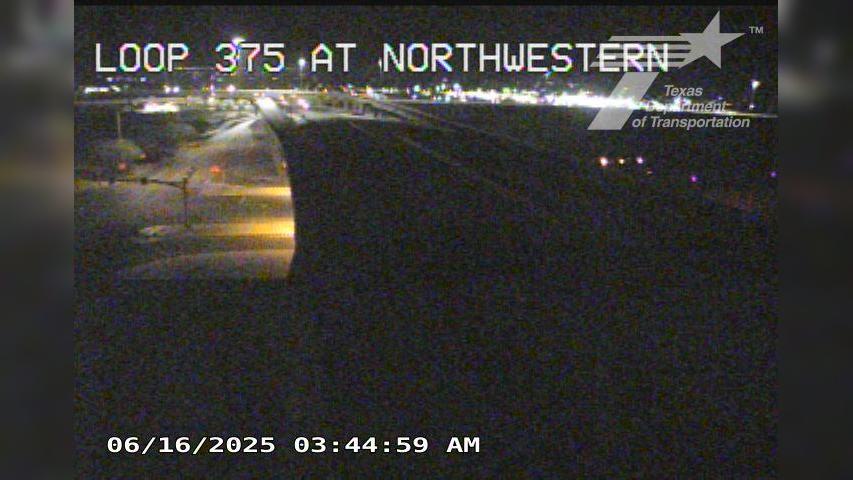 Traffic Cam El Paso › West: LP-375 @ Northwestern