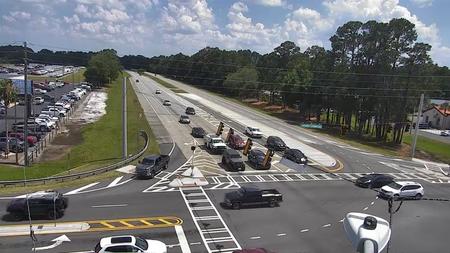 Traffic Cam Pine Forest: 114101--2