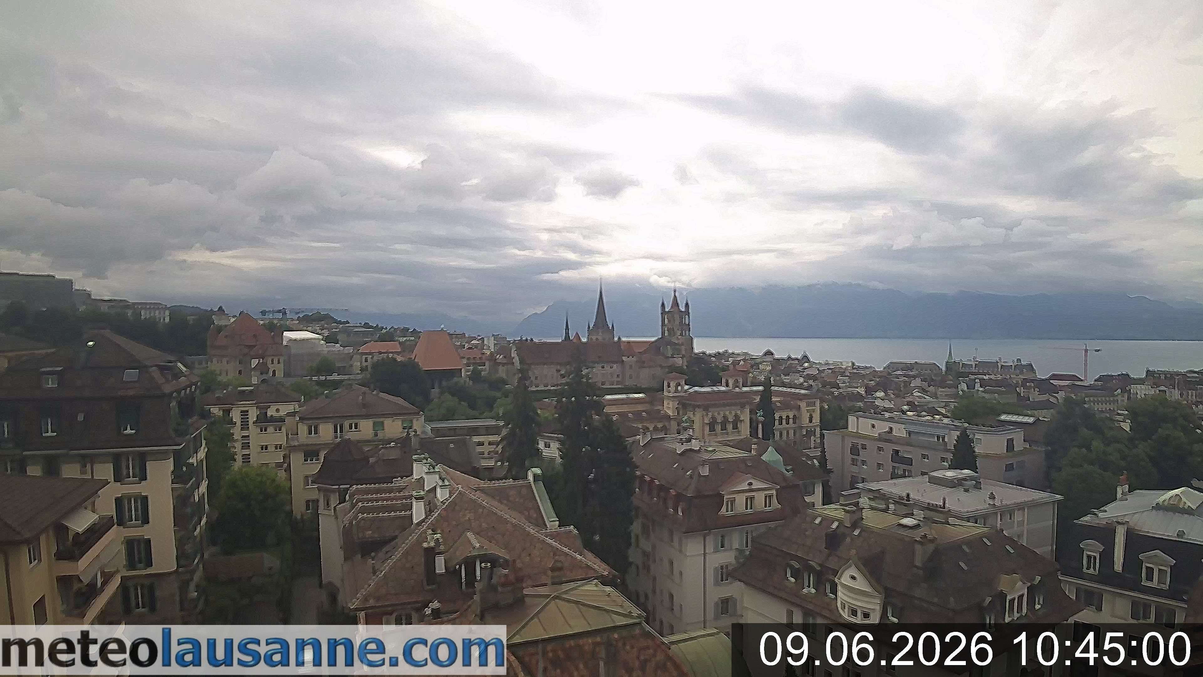 Lausanne › Südosten: Lausanne Cathedral - Lake Geneva - Les Jumelles