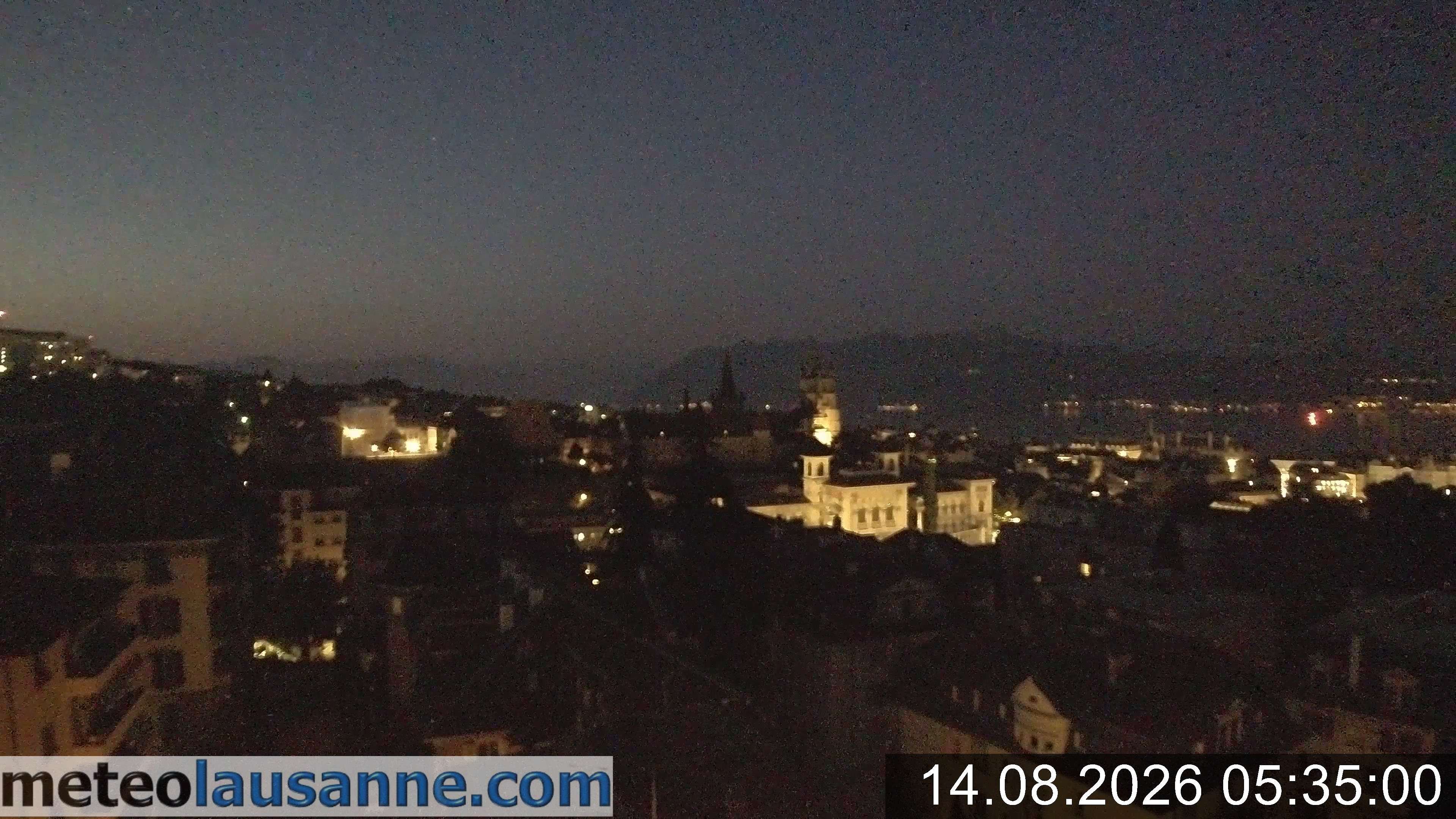 Lausanne › Südosten: Lausanne Cathedral - Lake Geneva - Les Jumelles