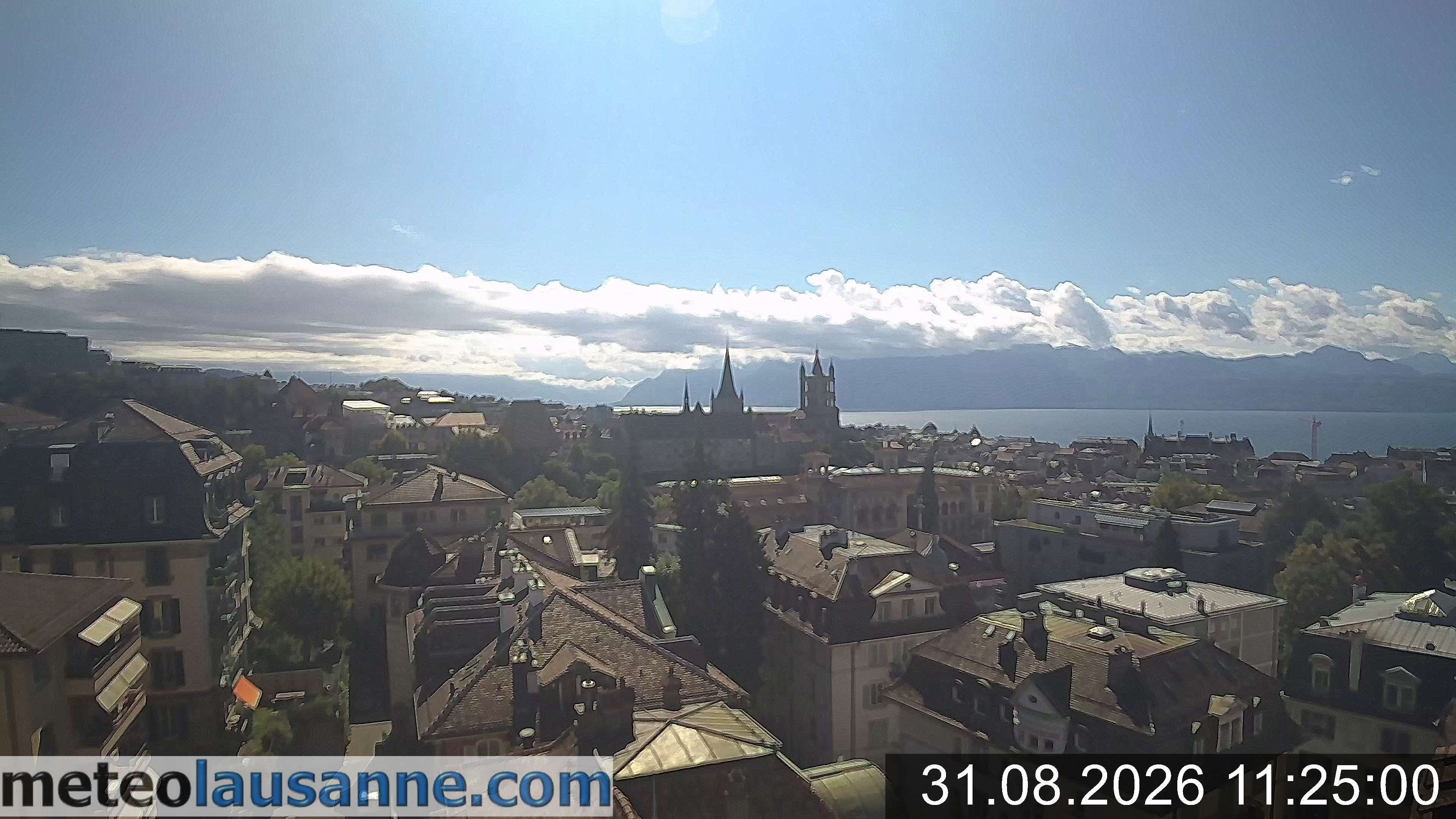 Lausanne › Südosten: Lausanne Cathedral - Lake Geneva - Les Jumelles