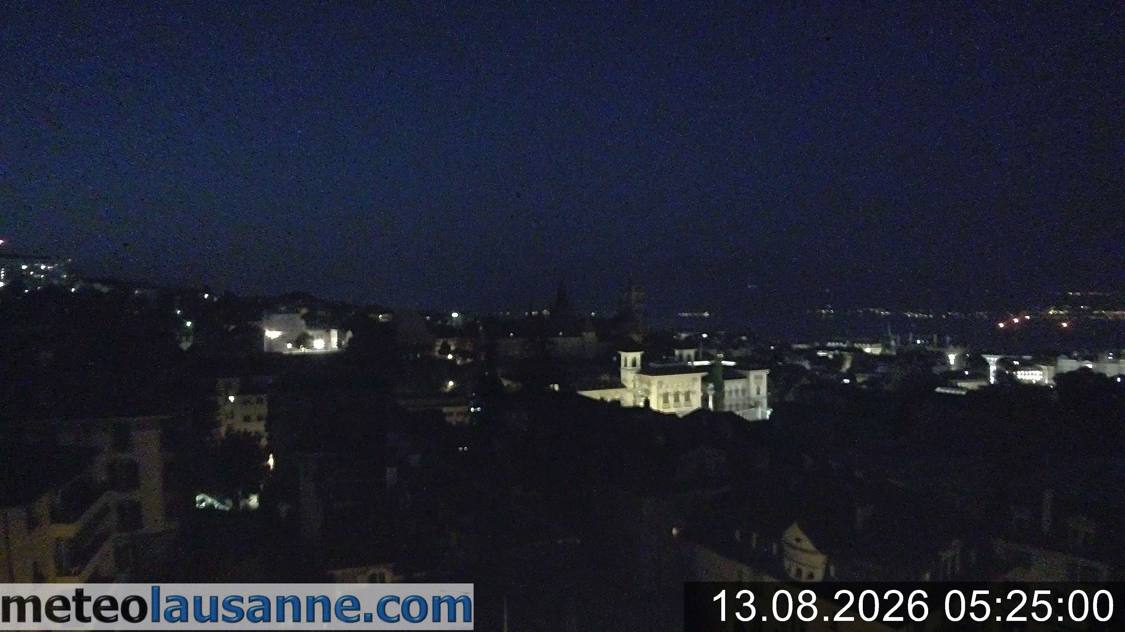 Lausanne › Südosten: Lausanne Cathedral - Lake Geneva - Les Jumelles