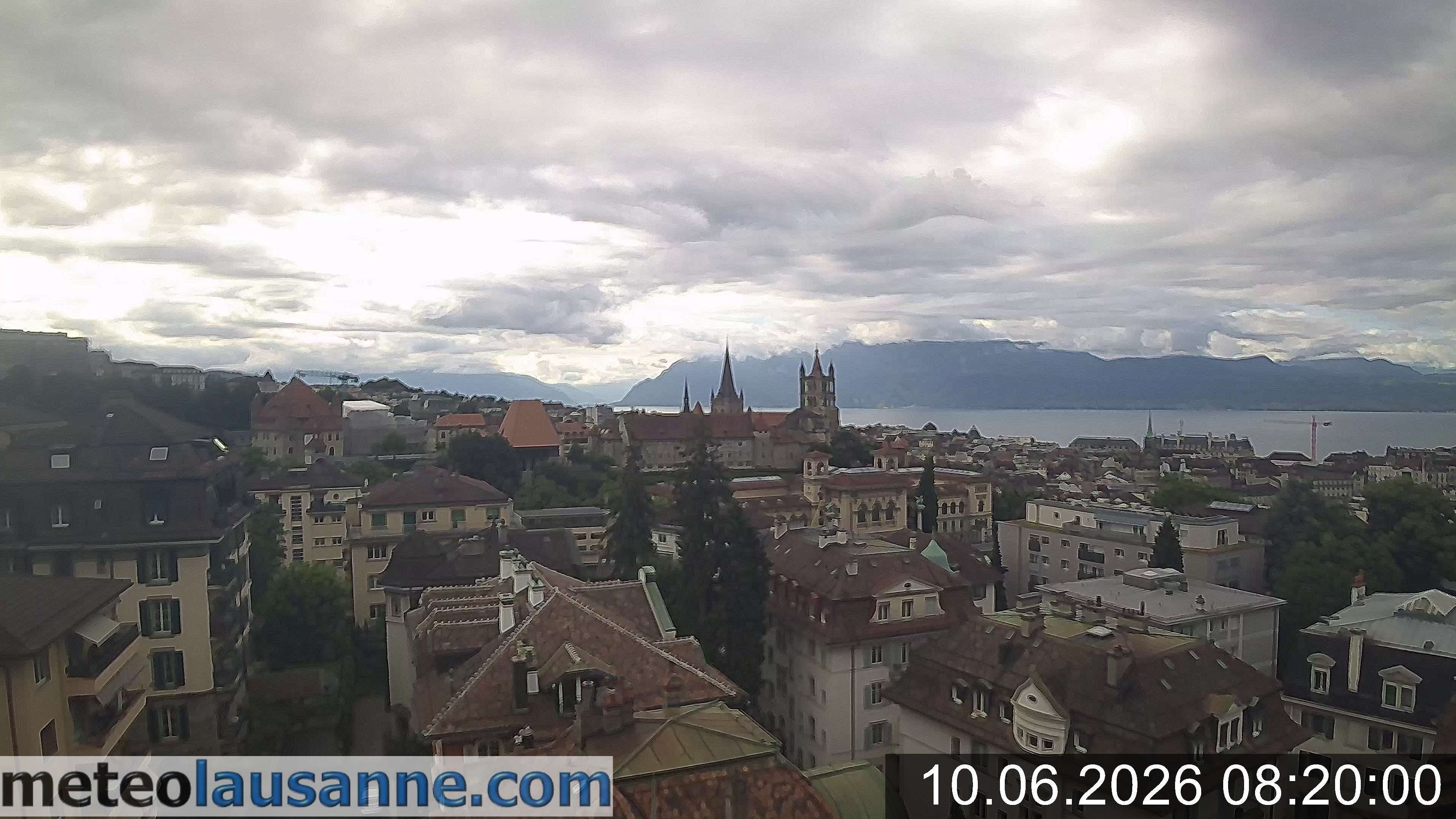 Lausanne › Südosten: Lausanne Cathedral - Lake Geneva - Les Jumelles