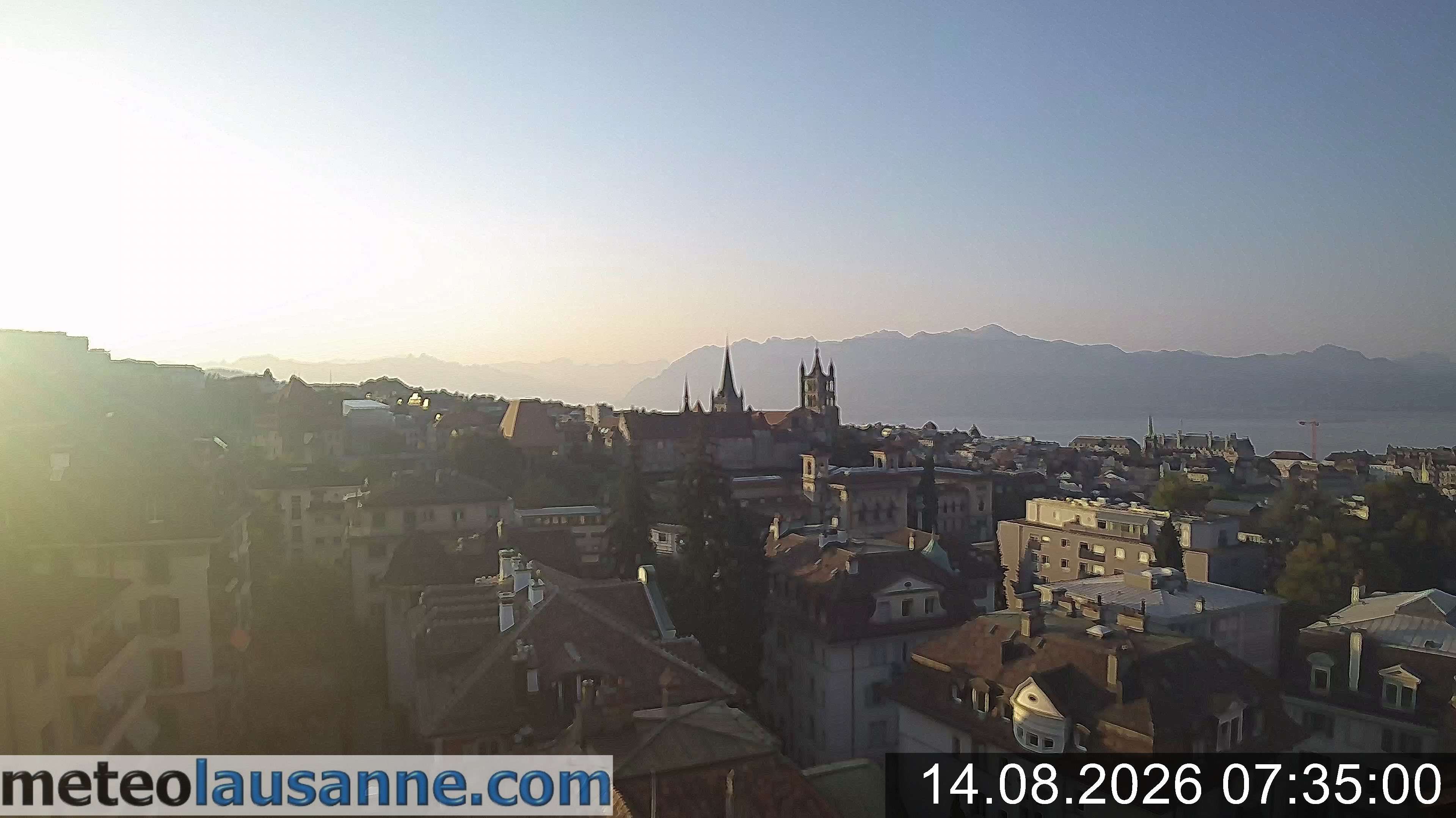 Lausanne › Südosten: Lausanne Cathedral - Lake Geneva - Les Jumelles